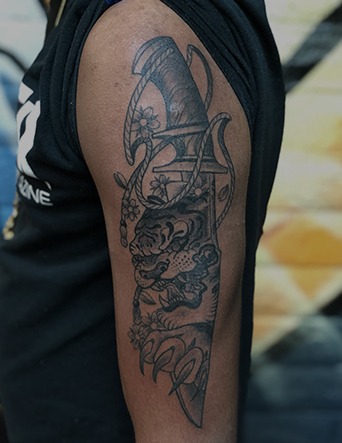 Black and Grey Japanese Inspired Dagger with Tiger Tattoo by Eric Jones - Chosen Art Tattoo